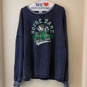 Oversized Notre Dame Fighting Irish Sweater - Medium Women